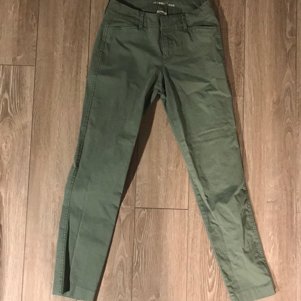 Old Navy Chino Pixie (Dried Herb Green)